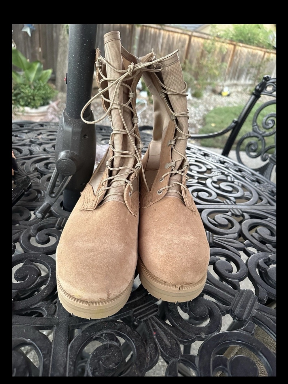 Vibram Men’s Tan Suede Lace-Up Combat Boots New!